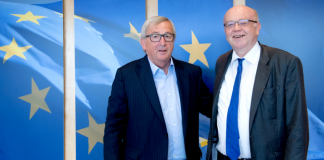 [arquivo] Jean-Claude Juncker, Président de la Commission européenne et M. Gaston Reinesch (© European Union)
